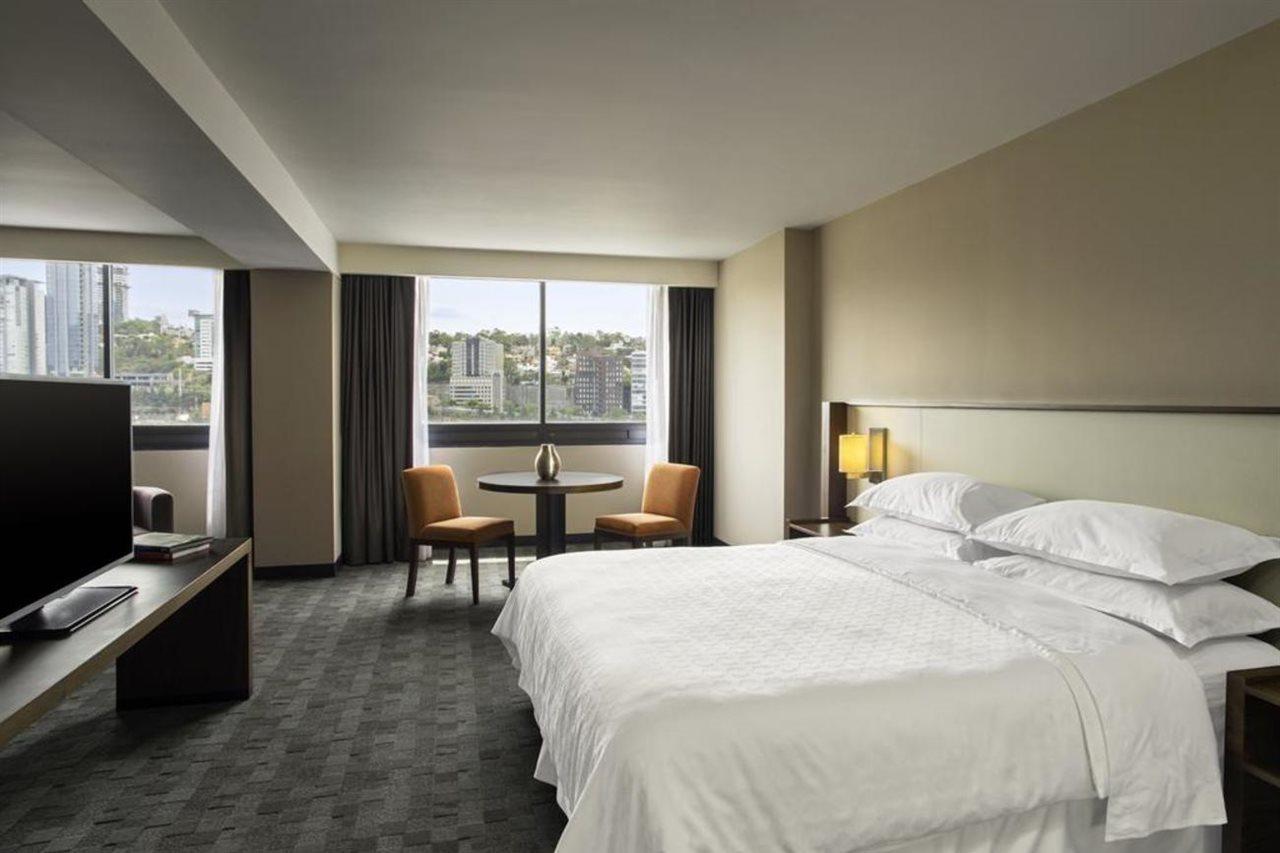 Sheraton Santa Fe 5* Mexiko-Stadt