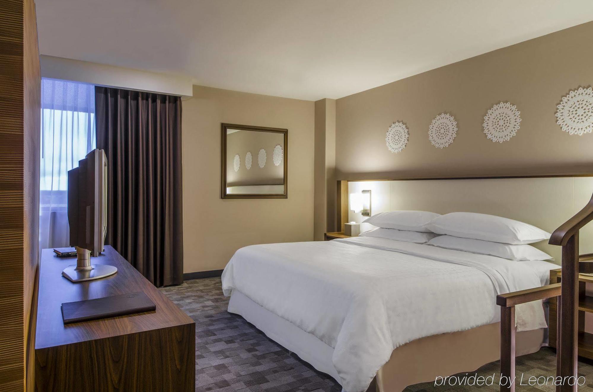 Sheraton Santa Fe Hotel Mexiko-Stadt
